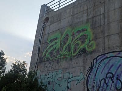 713 Ladder Karaiskakio
